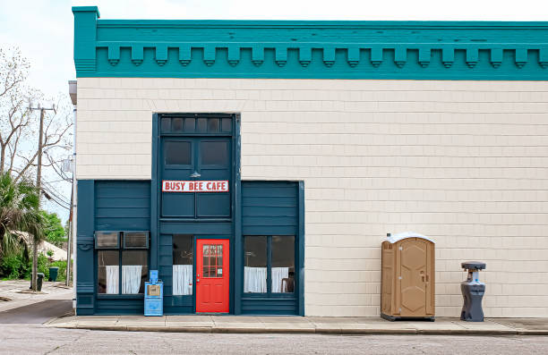 Best Temporary restroom rental  in Farmington, MS